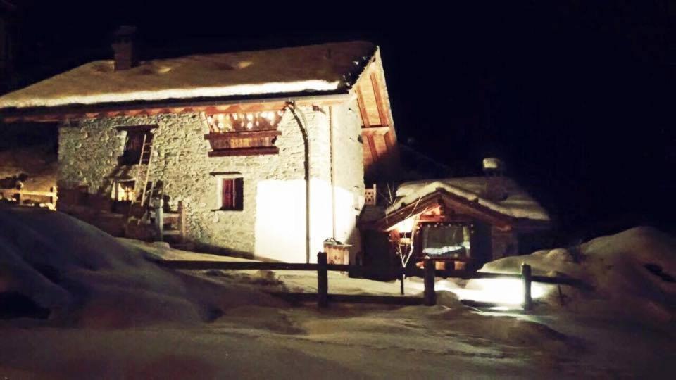 B&B Lo Djoua De Toueno Arvier Εξωτερικό φωτογραφία