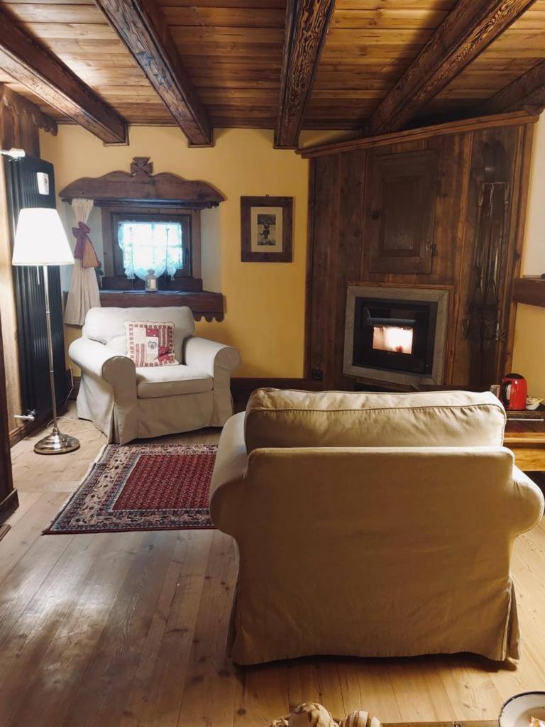 B&B Lo Djoua De Toueno Arvier Εξωτερικό φωτογραφία
