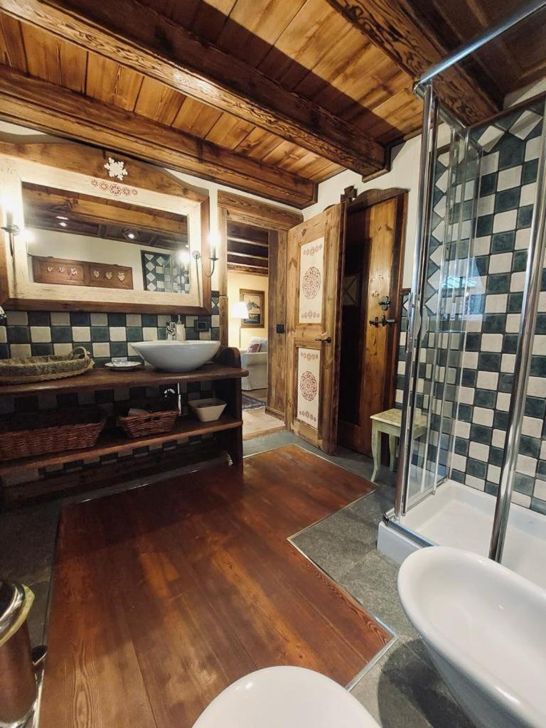 B&B Lo Djoua De Toueno Arvier Εξωτερικό φωτογραφία